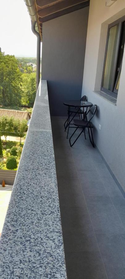 Apartament 3 Camere, Targu Neamt Et4 Екстериор снимка